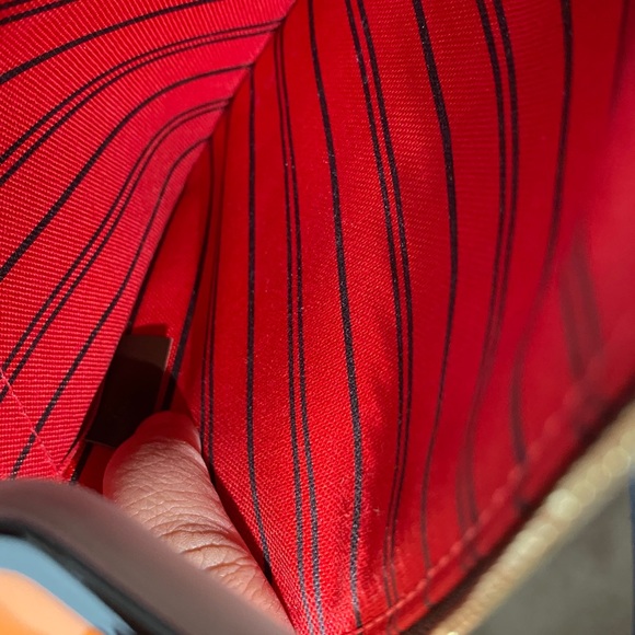 SOLD LV Neverfull Pouch - Picture 5 of 6